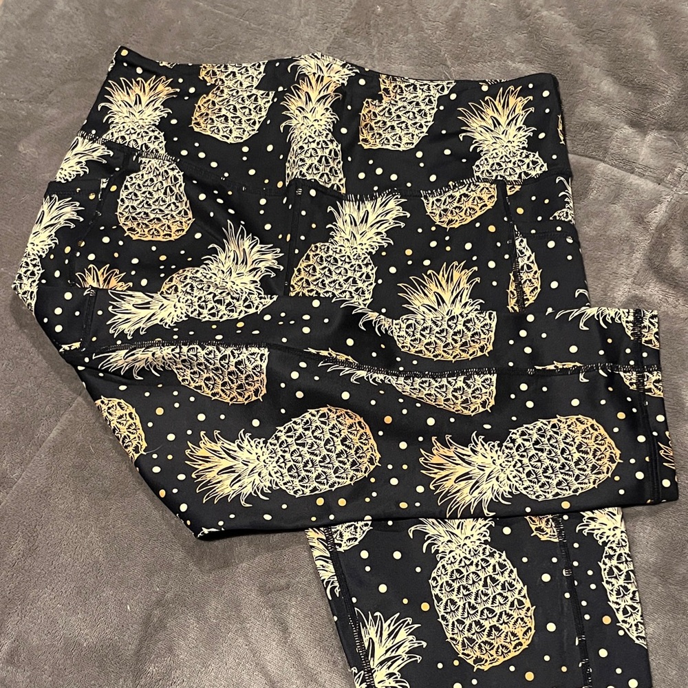 Constantly Varied Gear Workout Capris XL